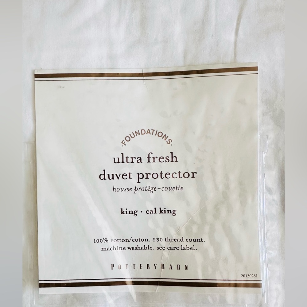 POTTERY BARN ULTRA fresh DUVET PROTECTOR KING. Cal king